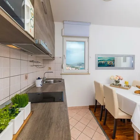 More Apartament *